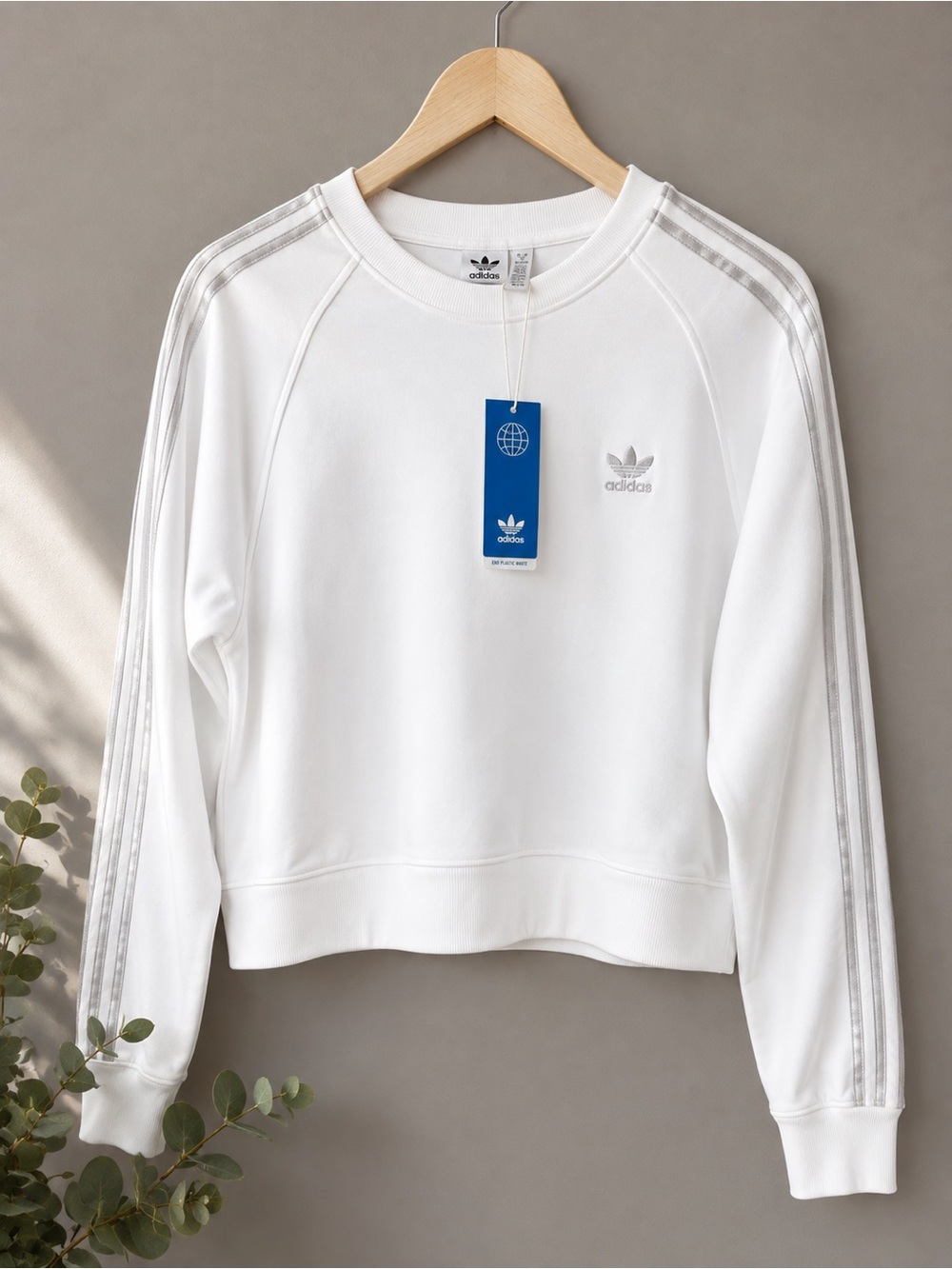 NWT Adidas Originals White Cropped Crewneck Sweatshirt XL